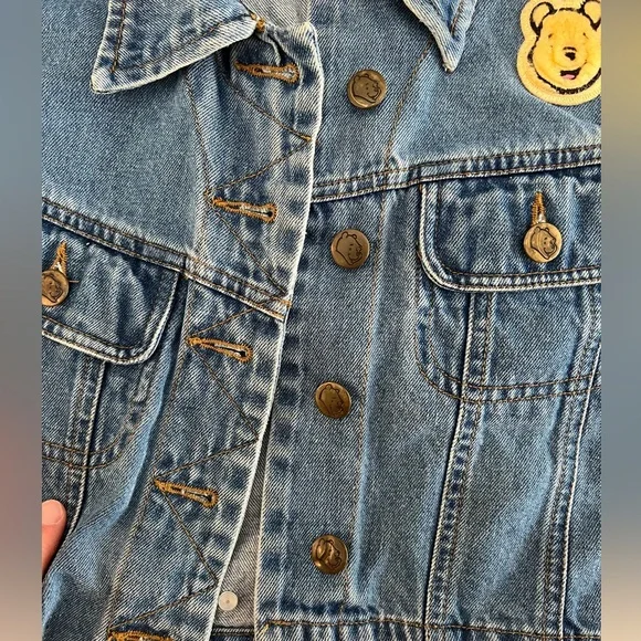 DISNEY WINNIE THE POOH embroidered denim YOUTH jean vest jacketYOUTH MEDIUM🍯